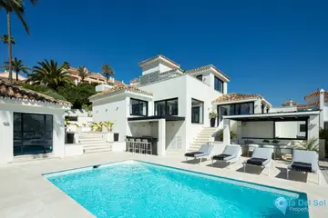 5 bedroom House for Sale in Nueva Andalucía-56372