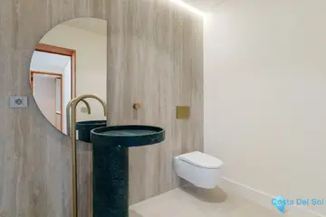 5 bedroom House for Sale in El Rosario-56409