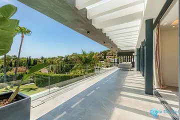 4 bedroom House for Sale in Nueva Andalucía-56432
