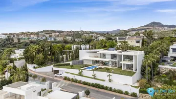 5 bedroom House for Sale in Benahavís