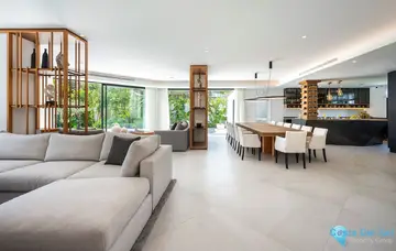 6 bedroom House for Sale in Nueva Andalucía-56506