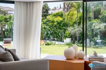 6 bedroom House for Sale in Nueva Andalucía-56512