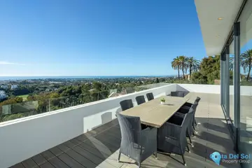 4 bedroom House for Sale in La Quinta-56516