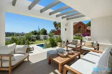 6 bedroom House for Sale in Benahavís