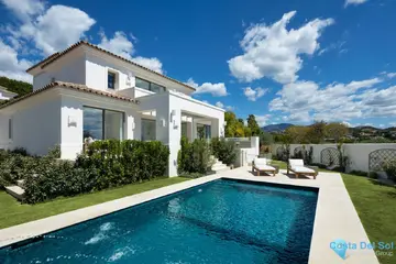 6 bedroom House for Sale in Benahavís-56582