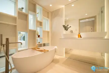 3 bedroom Apartment for Sale in The Golden Mile-56608