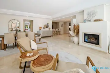 3 bedroom Apartment for Sale in Marbella-56635