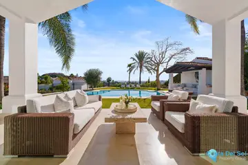 4 bedroom House for Sale in Nueva Andalucía-56697