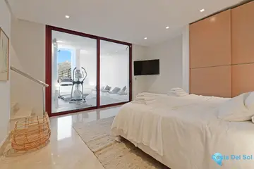 7 bedroom House for Sale in Nueva Andalucía-56724