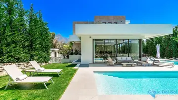 4 bedroom House for Sale in Nueva Andalucía-56786