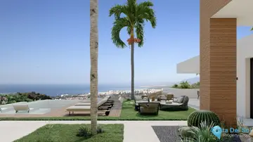 4 bedroom House for Sale in Altos de los Monteros