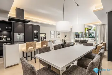 3 bedroom Apartment for Sale in Marbella-56932