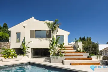 5 bedroom House for Sale in Nueva Andalucía-56971