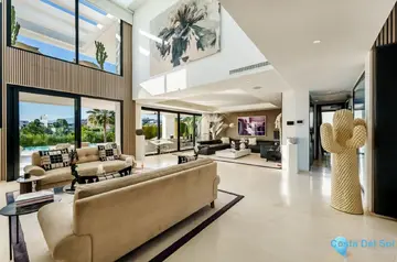 7 bedroom House for Sale in Nueva Andalucía-56982