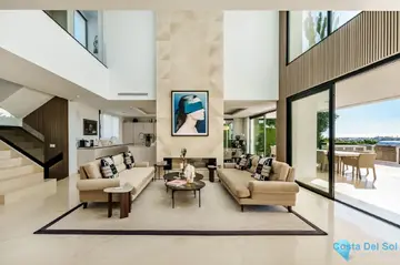 7 bedroom House for Sale in Nueva Andalucía-56983