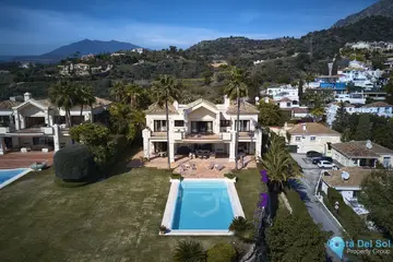 5 bedroom House for Sale in Marbella-57032