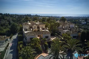 5 bedroom House for Sale in Marbella-57034