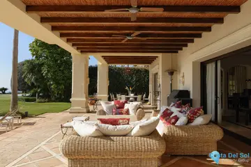 5 bedroom House for Sale in Marbella-57046