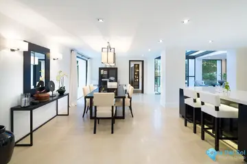 5 bedroom House for Sale in Marbella-57103