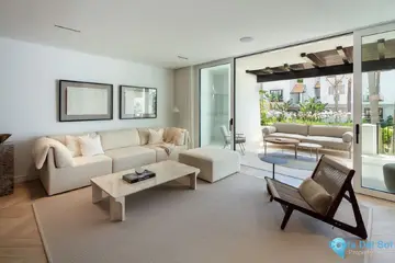 3 bedroom Apartment for Sale in The Golden Mile-57140