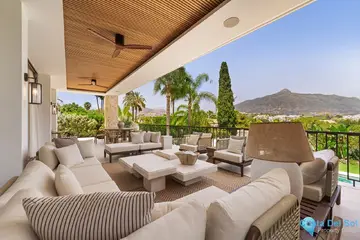 5 bedroom House for Sale in Nueva Andalucía-57213