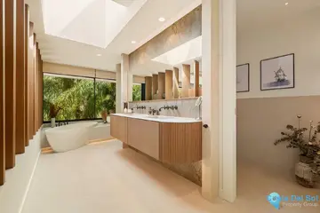 5 bedroom House for Sale in Marbella-57408