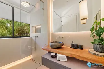 5 bedroom House for Sale in Marbella-57417