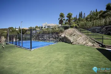 7 bedroom House for Sale in Benahavís-57450