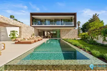 5 bedroom House for Sale in Marbella-57514