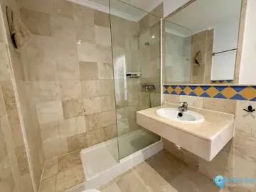3 bedroom Apartment for Sale in Nueva Andalucía-11529