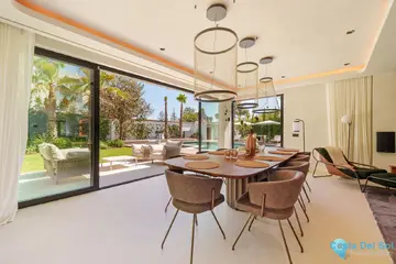 5 bedroom House for Sale in Marbella-57717