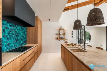 5 bedroom House for Sale in Marbella-57770