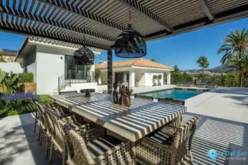 5 bedroom House for Sale in Nueva Andalucía-57779