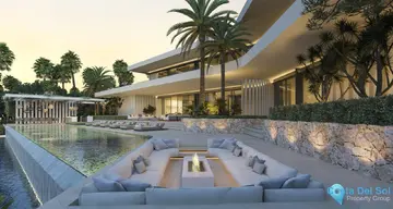 7 bedroom House for Sale in Nueva Andalucía-57800