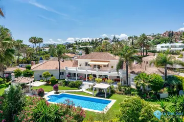6 bedroom House for Sale in Marbella