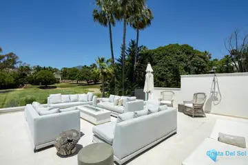 5 bedroom House for Sale in Nueva Andalucía-57857