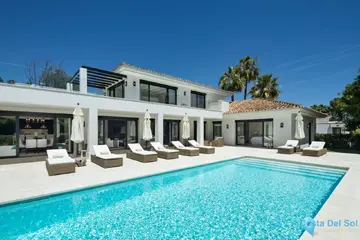 5 bedroom House for Sale in Nueva Andalucía-57842