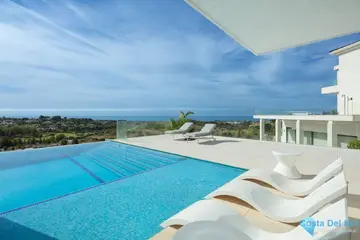 7 bedroom House for Sale in El Paraiso-57862