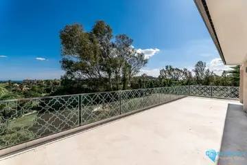 6 bedroom House for Sale in Nueva Andalucía-58053