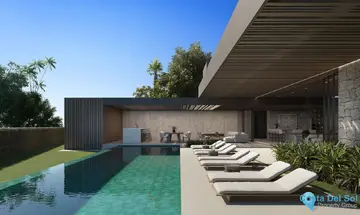 6 bedroom House for Sale in Nueva Andalucía