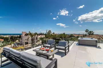 8 bedroom House for Sale in Nueva Andalucía-58135