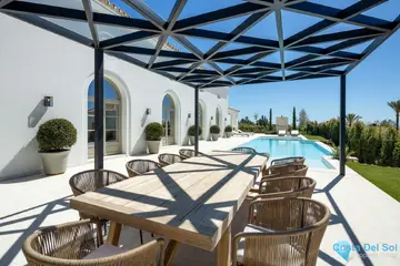 6 bedroom House for Sale in Nueva Andalucía-58354