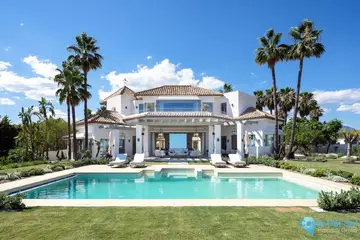 7 bedroom House for Sale in La Quinta