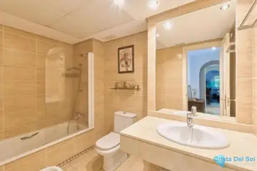 3 bedroom Apartment for Sale in Marbella-11610