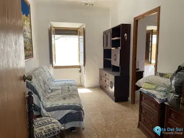 4 bedroom House for Sale in Benaoján-58861