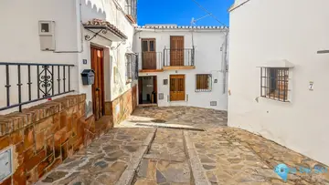 3 bedroom House for Sale in Comares