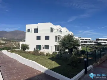 2 bedroom Apartment for Sale in Casares-11680
