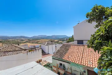 4 bedroom House for Sale in Ronda-59150
