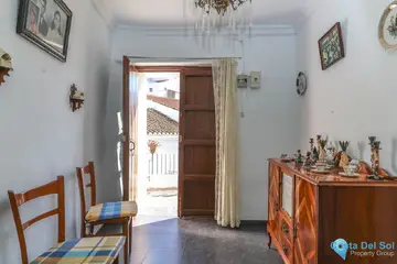 4 bedroom House for Sale in Yunquera-59217