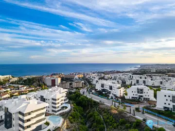 2 bedroom Apartment for Sale in Fuengirola-11697